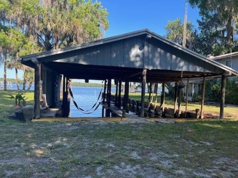 St Johns River Retreat Unit 1 Crescent City 외부 사진